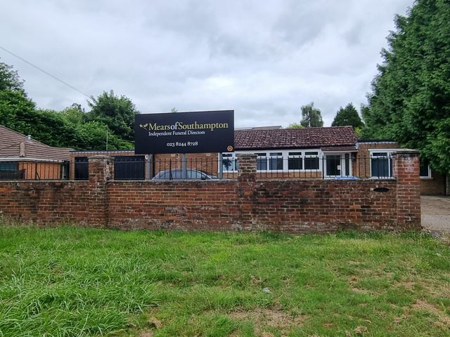 Mears Family Funerals - Southampton