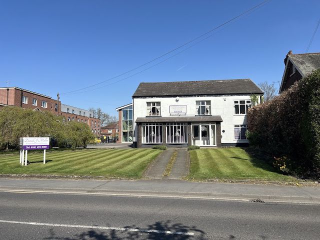 Daniel J Mellor Independent Funeral Director