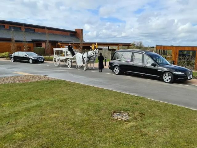 Om Funeral Services Ltd - Asian Funeral Director