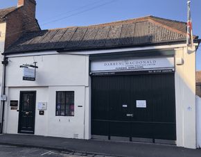 Darren MacDonald Funeral Directors