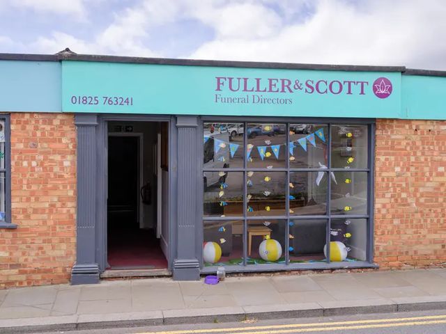 Fuller & Scott