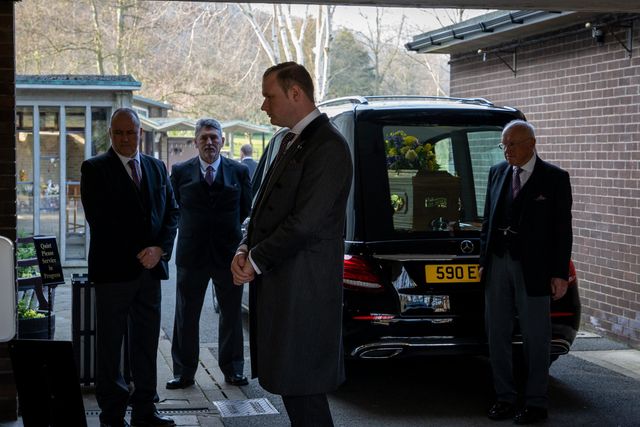 G Roberts Independent Family Funeral Director