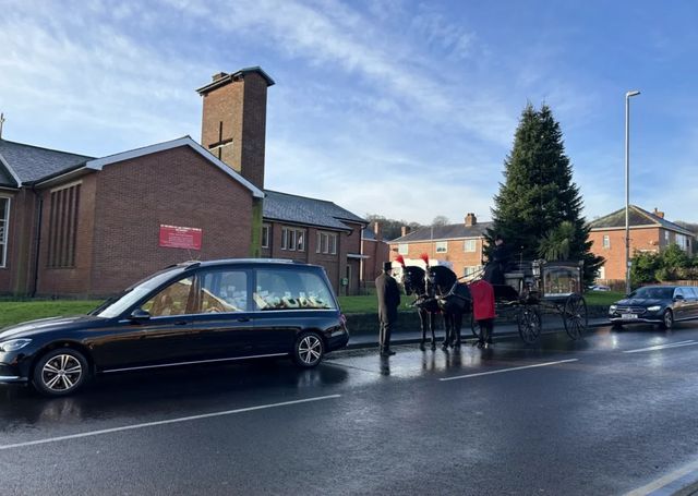 W Lauderdale & Son Funeral Services