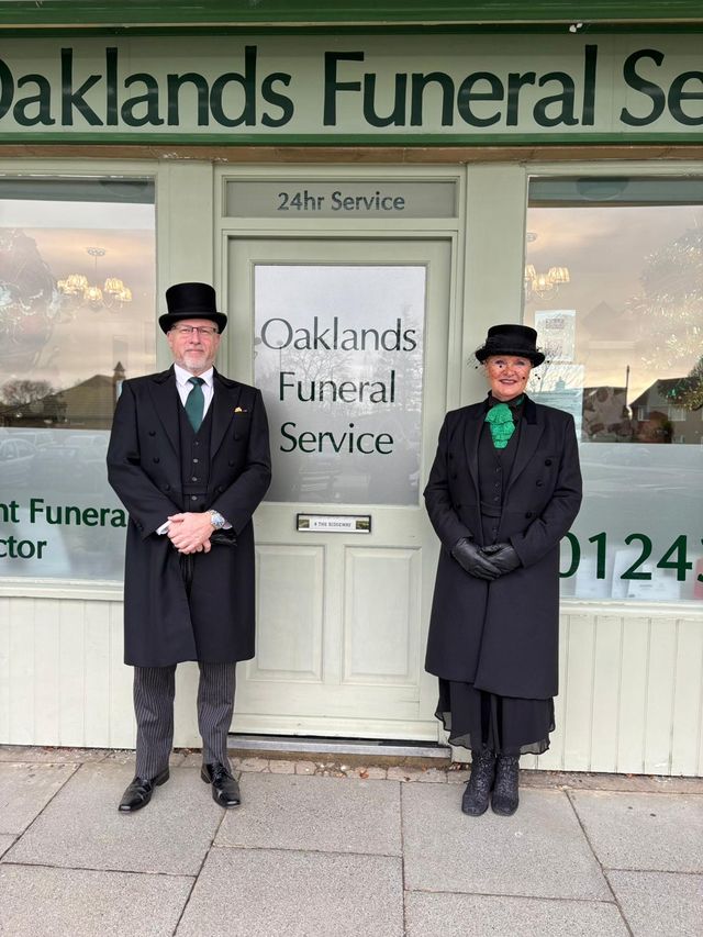 Oaklands Funeral Service - Funeral Directors Chichester