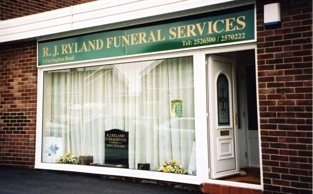 R J Ryland Funeral Services