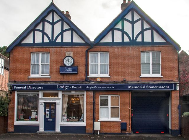 Lodge & Boutell - Funeral Directors Byfleet