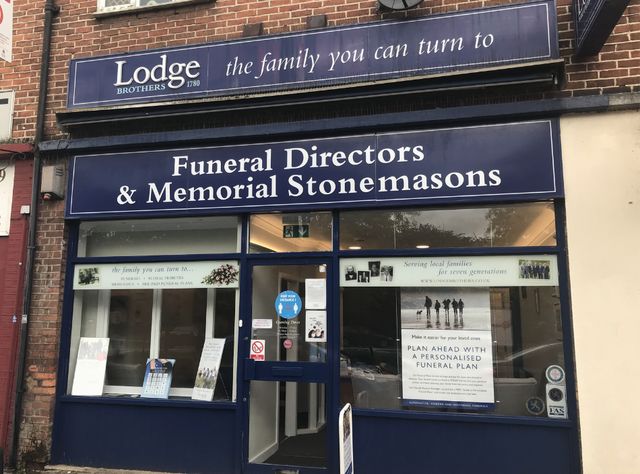 Lodge Brothers - Funeral Directors Sunbury