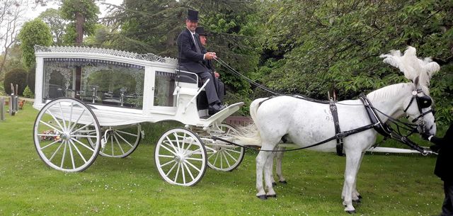 Robert Minns Funeral Directors
