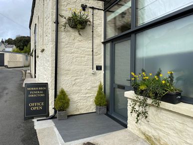 Morris Bros Funeral Directors Tavistock
