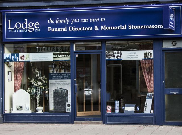 Lodge Brothers - Funeral Directors Weybridge