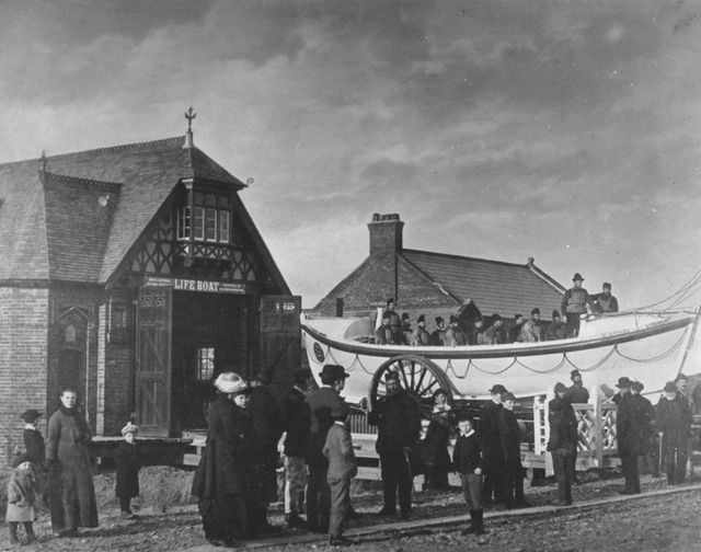 Roland L. Whitehead Daughter & Granddaughters Funeral Directors